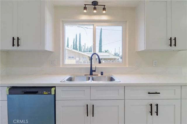 18087 San Bernardino, Bloomington, CA 92316