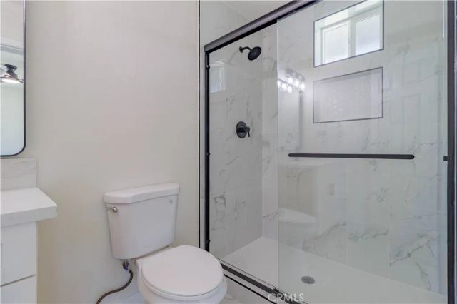 18087 San Bernardino, Bloomington, CA 92316