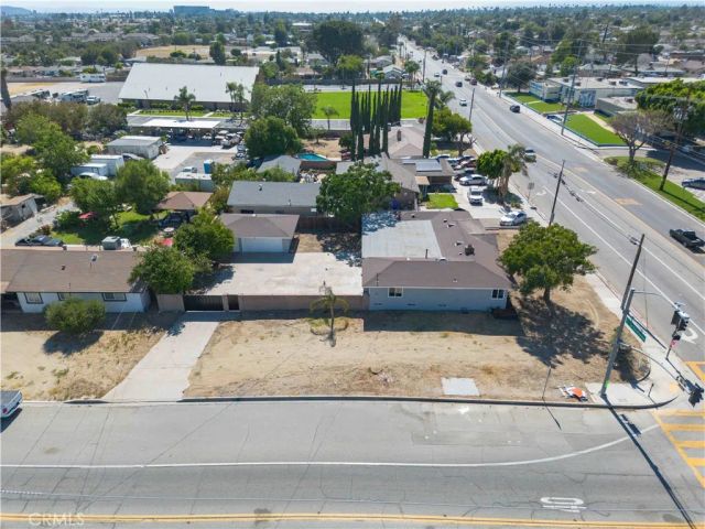 18087 San Bernardino, Bloomington, CA 92316
