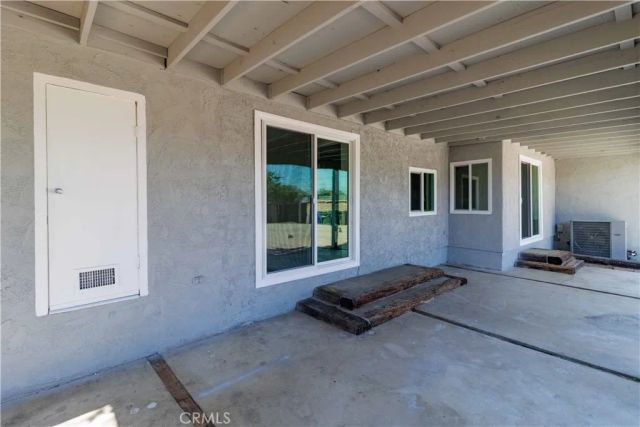 18087 San Bernardino, Bloomington, CA 92316