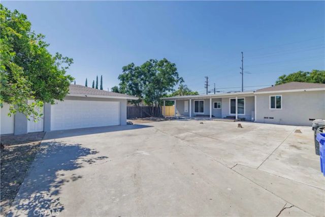 18087 San Bernardino, Bloomington, CA 92316