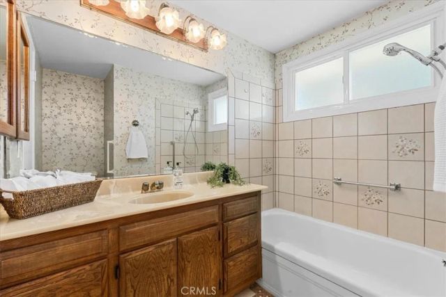 2501 W Cajon Drive, La Habra, CA 90631