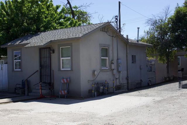 1411 Annadale Ave Apt C, Sanger, CA 93657