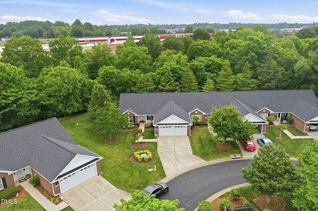 2204 Sweetbay Circle, Burlington, NC 27215