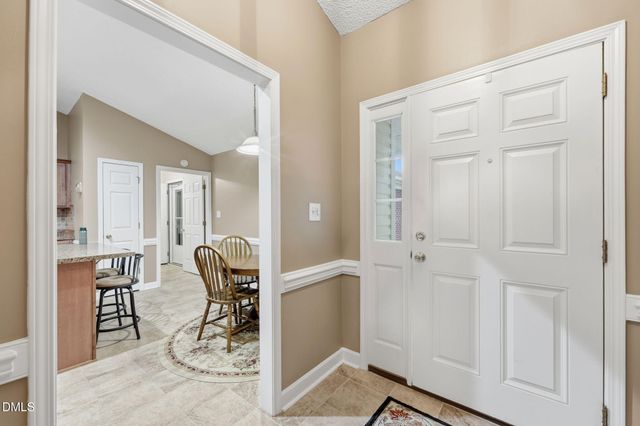 2204 Sweetbay Circle, Burlington, NC 27215