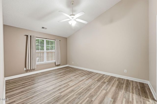 2204 Sweetbay Circle, Burlington, NC 27215