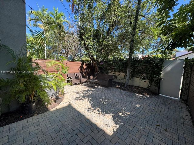 3204 Bird Avenue 104, Miami, FL 33133