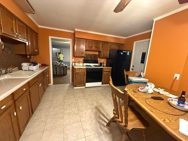 47 Birch Street, Carpentersville, IL 60110