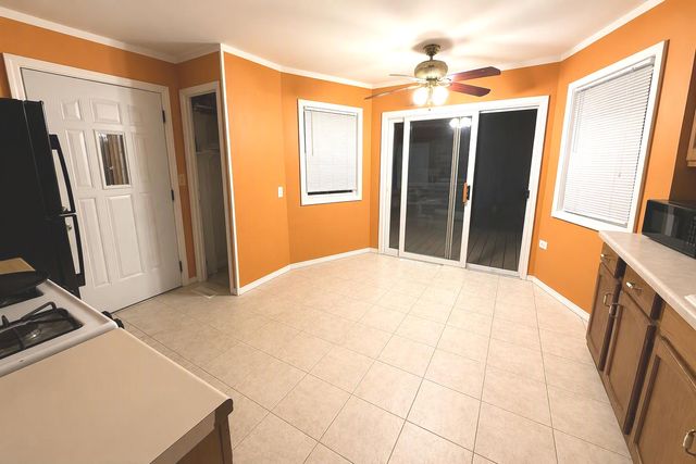 47 Birch Street, Carpentersville, IL 60110