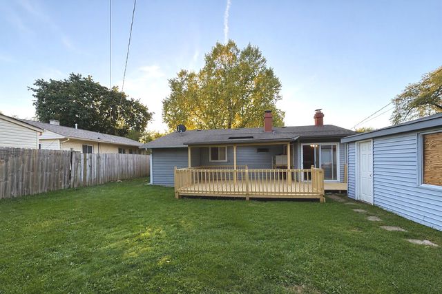 47 Birch Street, Carpentersville, IL 60110
