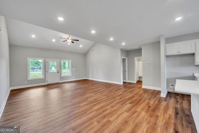 122 Lord Hatcher Drive, Dexter, GA 31019