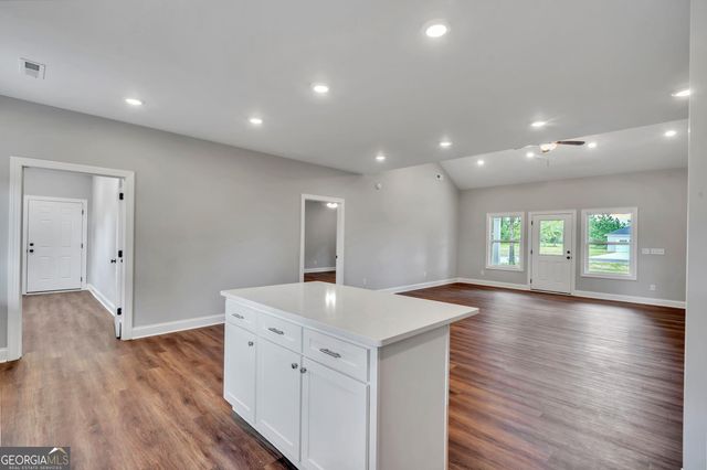 122 Lord Hatcher Drive, Dexter, GA 31019