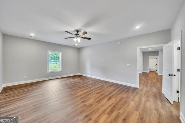 122 Lord Hatcher Drive, Dexter, GA 31019