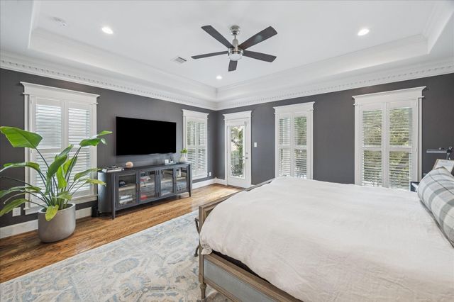 327 W 23rd Street A, Houston, TX 77008