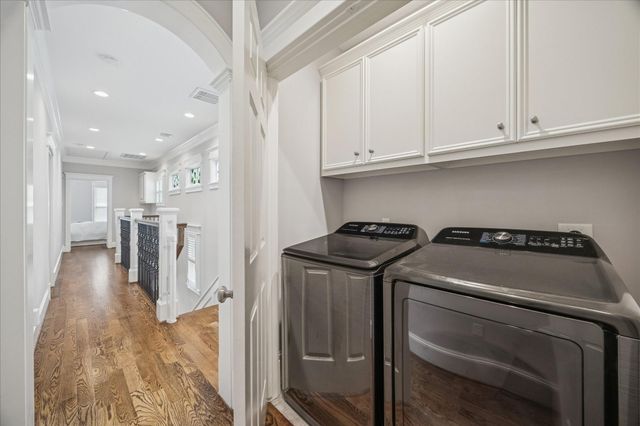 327 W 23rd Street A, Houston, TX 77008