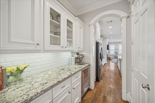 327 W 23rd Street A, Houston, TX 77008