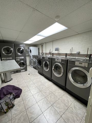 515 W Wrightwood Avenue 218, Chicago, IL 60614