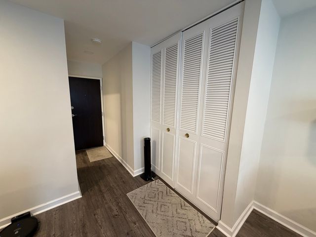 515 W Wrightwood Avenue 218, Chicago, IL 60614