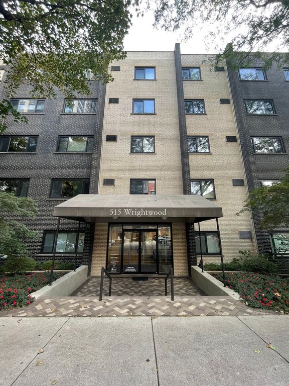 515 W Wrightwood Avenue 218, Chicago, IL 60614