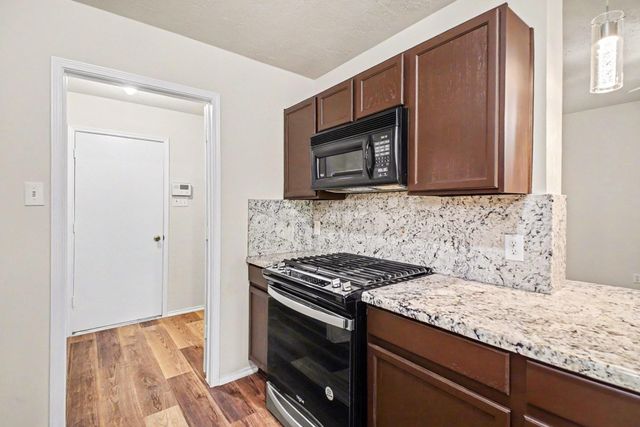 9806 Revelstoke Drive, Houston, TX 77086