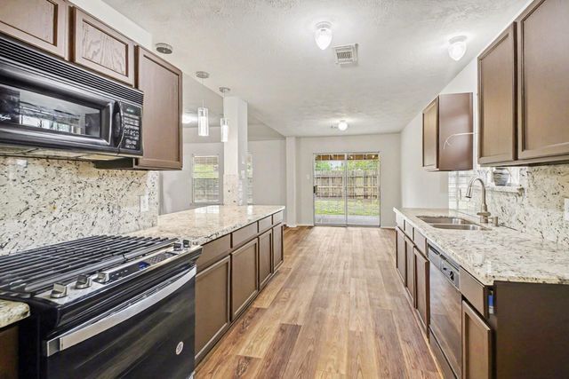 9806 Revelstoke Drive, Houston, TX 77086