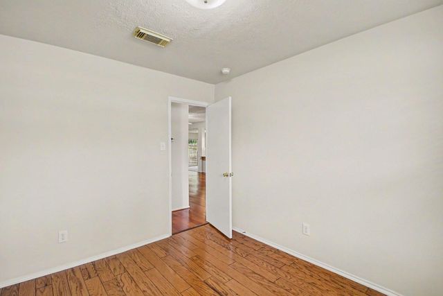 9806 Revelstoke Drive, Houston, TX 77086