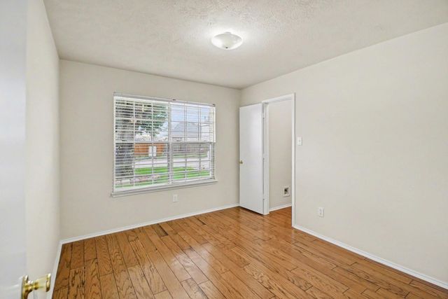 9806 Revelstoke Drive, Houston, TX 77086