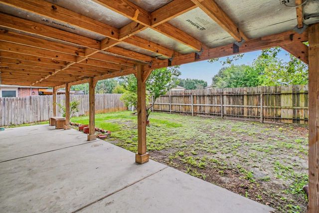 9806 Revelstoke Drive, Houston, TX 77086