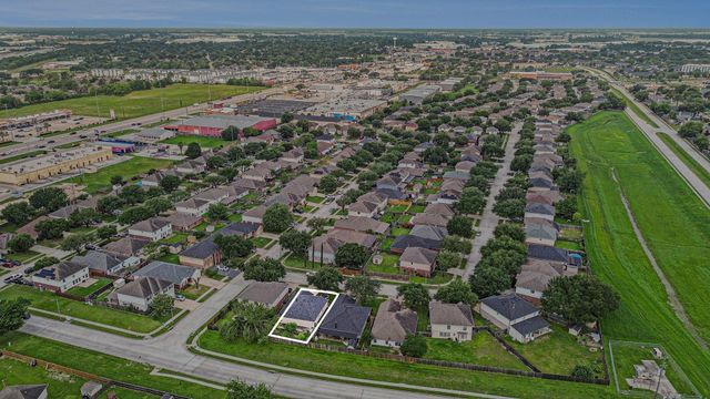 9806 Revelstoke Drive, Houston, TX 77086