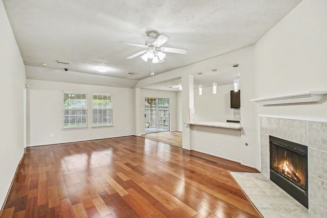 9806 Revelstoke Drive, Houston, TX 77086