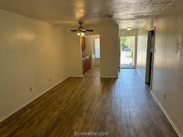 2413 Long Drive B, Bryan, TX 77802