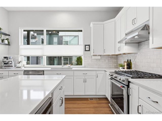 5189 Vivian St, Wheat Ridge, CO 80033