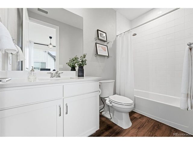 5189 Vivian St, Wheat Ridge, CO 80033