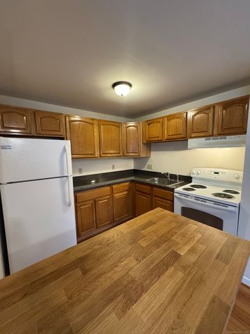 90 Kibbe Street, Hartford, CT 06106