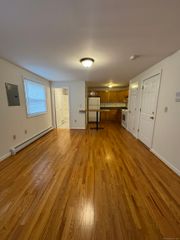 90 Kibbe Street, Hartford, CT 06106