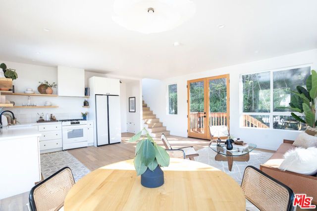 2210 Echo Park Avenue, Los Angeles, CA 90026