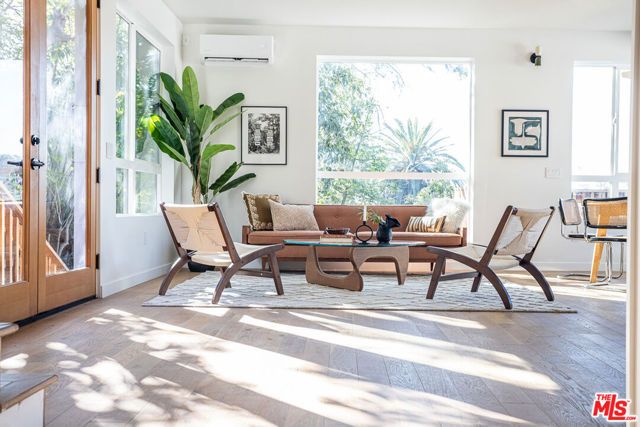 2210 Echo Park Avenue, Los Angeles, CA 90026