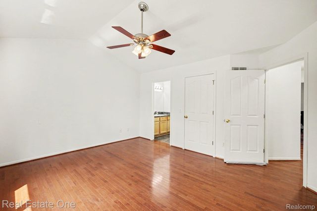 8025 Springdale Drive 48, White Lake Charter Township, MI 48386
