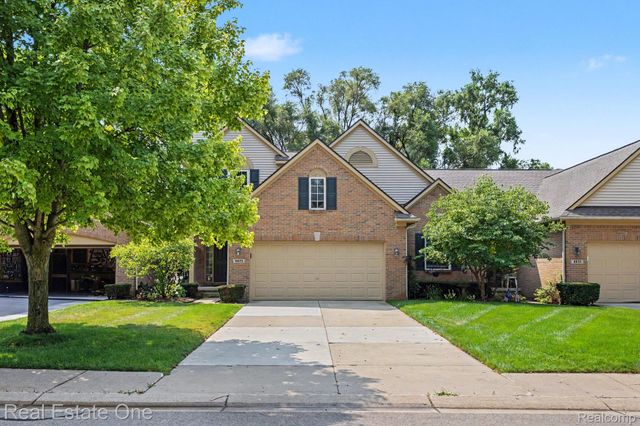 8025 Springdale Drive 48, White Lake Charter Township, MI 48386