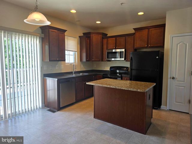 5066 OYSTER REEF PL, Waldorf, MD 20602