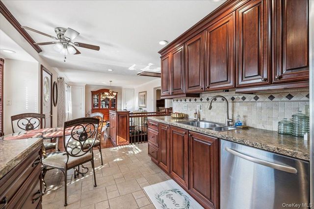 471 Parker Avenue, Levittown, NY 11756