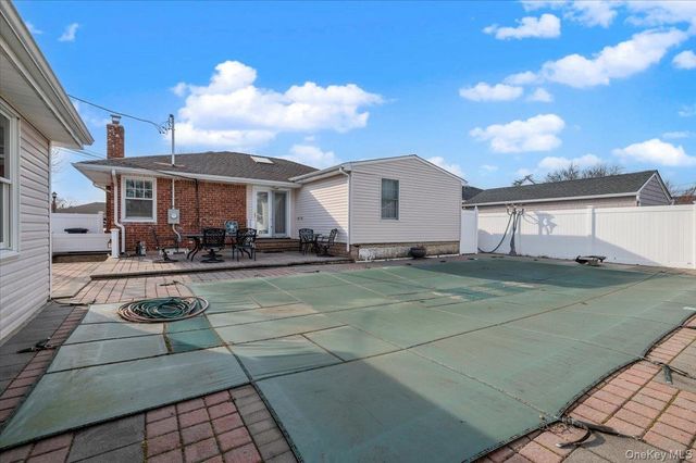 471 Parker Avenue, Levittown, NY 11756