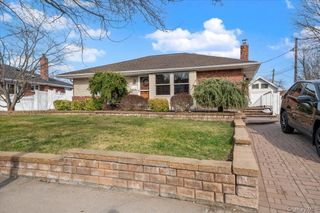 471 Parker Avenue, Levittown, NY 11756