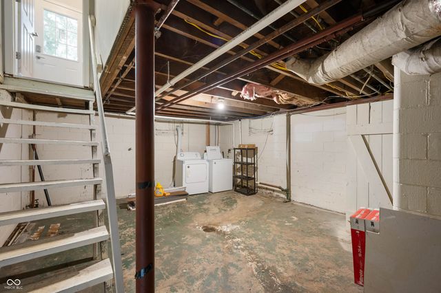 5245 E Market Street, Indianapolis, IN 46219