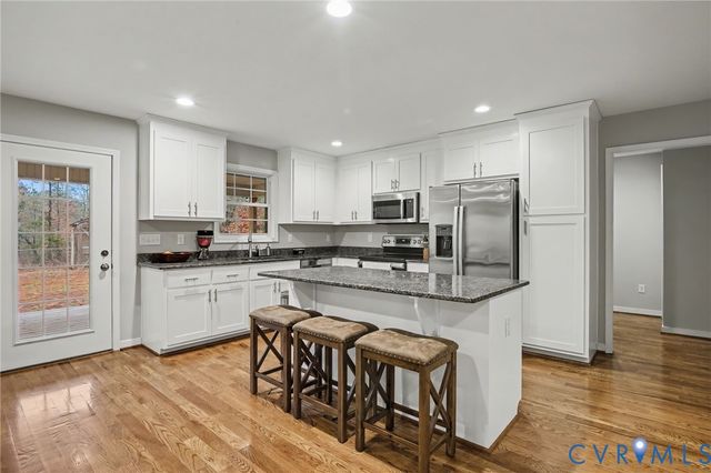 4401 Olgers Rd, Sutherland, VA 23885