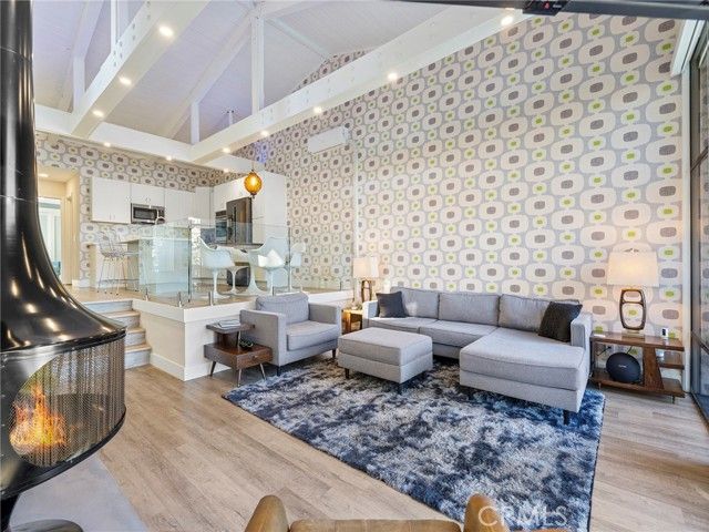 6207 Marina Pacifica, Long Beach, CA 90803