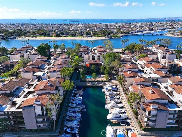 6207 Marina Pacifica, Long Beach, CA 90803