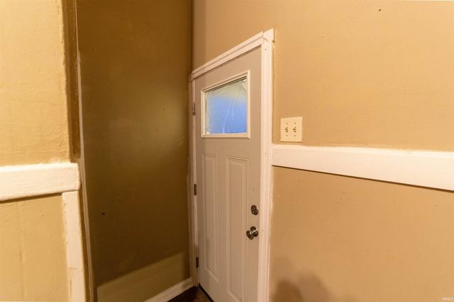 1116 S Harlan Avenue, Evansville, IN 47714