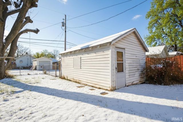 1116 S Harlan Avenue, Evansville, IN 47714