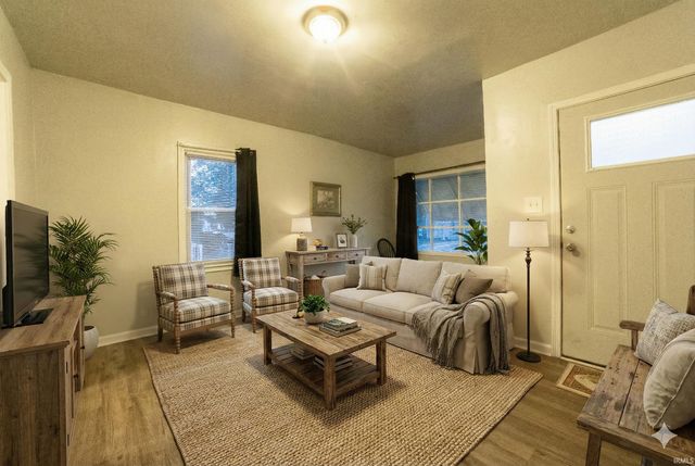 1116 S Harlan Avenue, Evansville, IN 47714